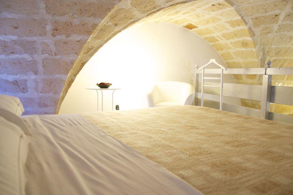 B&B Isola Dello Stampatore Lecce Exterior photo